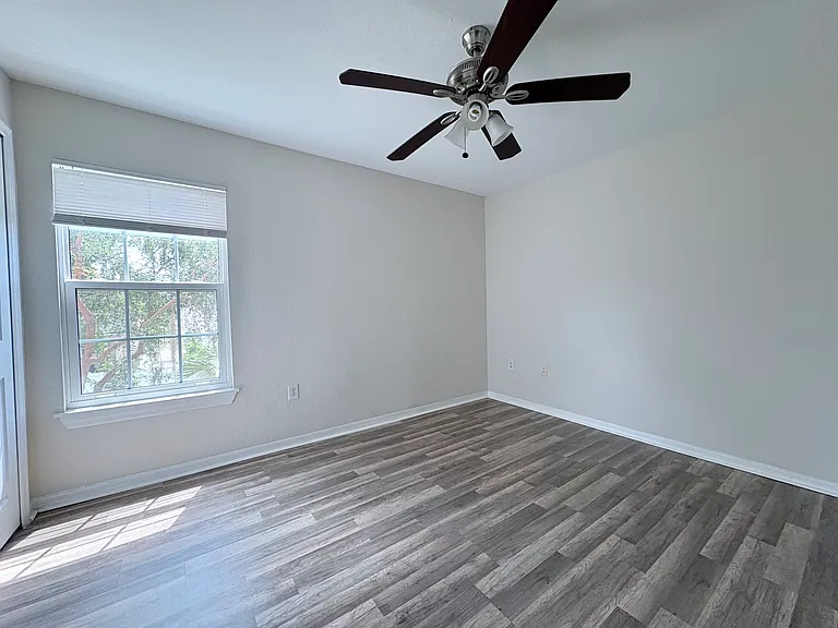 5455 Vineland Rd #3208 — Photo 13