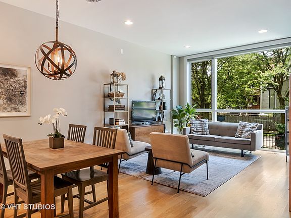 3rd image of 2067 N Mozart St #1
