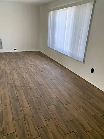 4210 Beacon Square Dr — Photo 13