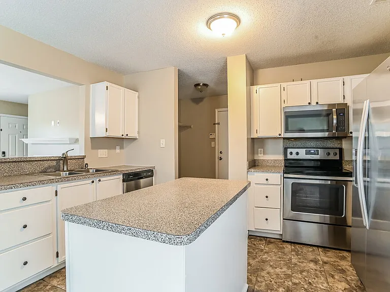 11338 Northwoods Forest Dr — Photo 9