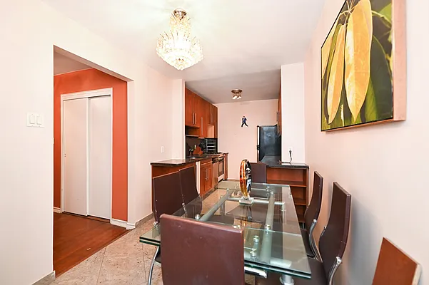 Sold by Amerihomes Realty of NY | media 16