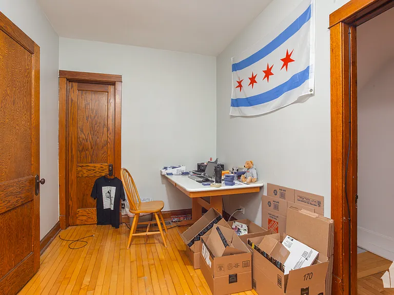 1538 W Wrightwood Ave #1 — Photo 3