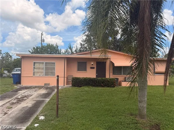 1152 Navajo Ave, Lehigh Acres, FL 33936