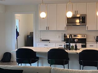 2474 E Cambridge St, Springfield, MO 65804