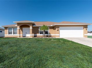 1820 SW 3rd Pl, Cape Coral, FL 33991