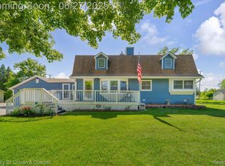 32342 Truman Rd, Rockwood, MI 48173