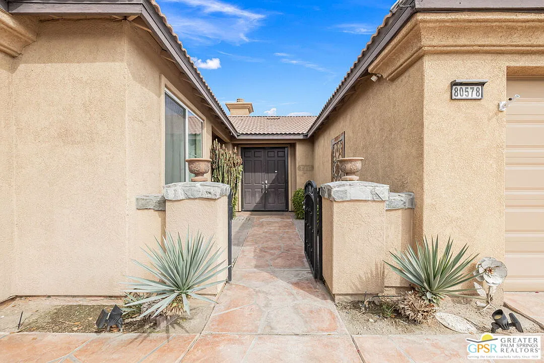 4 bed, 2.5 bath, 2119 sqft, $15,000 — Photo 4