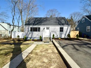 6 Tracey St, Norwalk, CT 06850