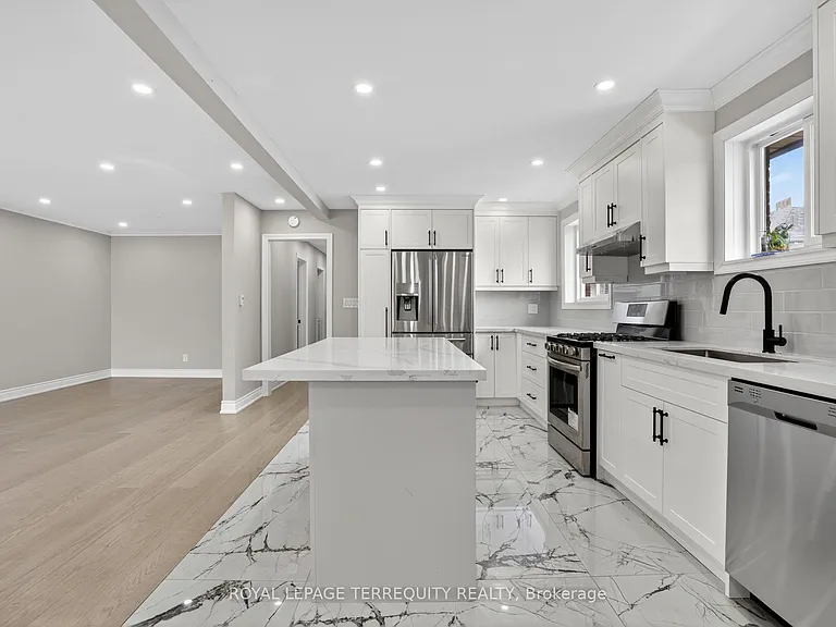 1173 Shadeland Dr — Photo 30