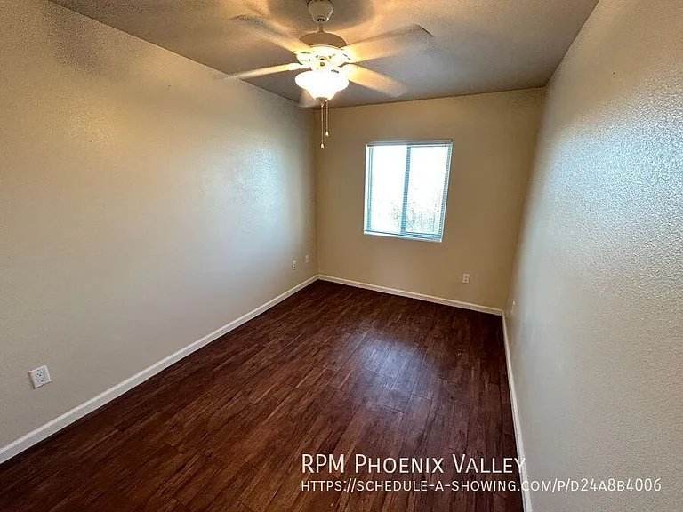 Bell Villas Apartments — Photo 46