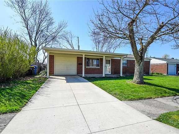2nd image of 103 Bayview Ave