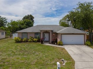 1402 SE 17th St, Cape Coral, FL 33990