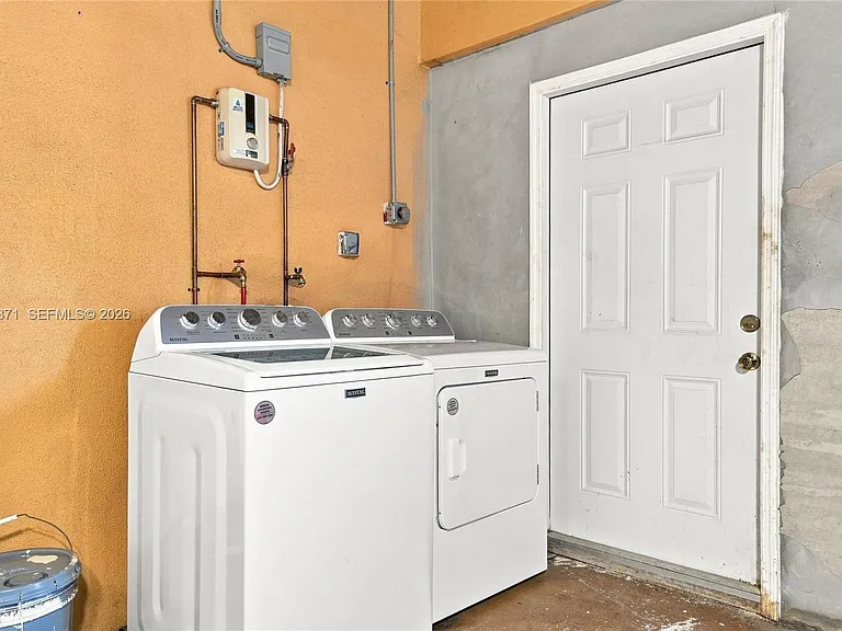 2220 De Soto Dr — Photo 25