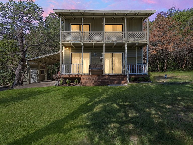 Listing photo 4
