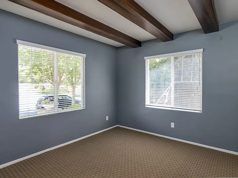 28031 Alta Vista Ave — Photo 13