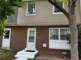 1628 Fort Fisher Ct, Dumfries, VA 22026