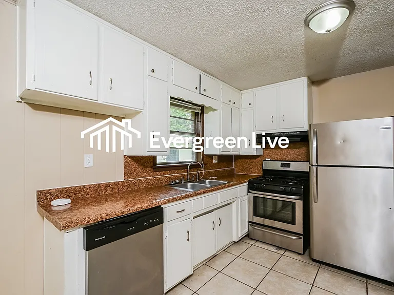 140 Dill Dr — Photo 4