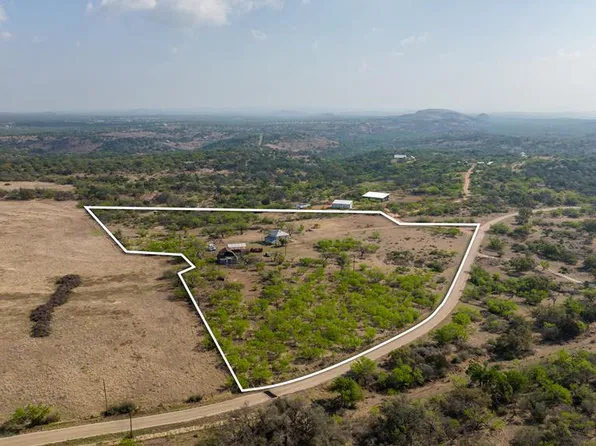23 Sagebiel Ranch Rd, Fredericksburg, TX 78624