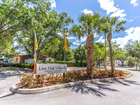 Live Oak Villas