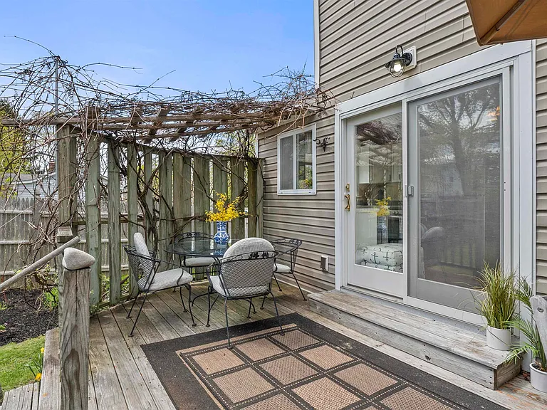17 Elizabeth St — Photo 20