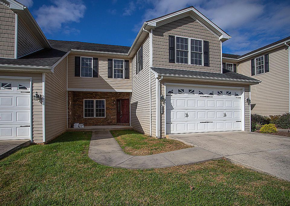1st image of 275 Vista Links Dr