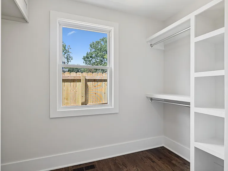 1602 Lischey Ave — Photo 15