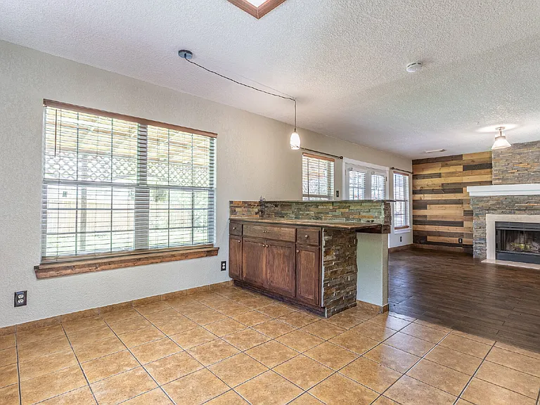 5702 Sunrise Laurel — Photo 14
