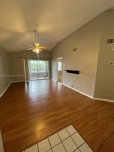 2820 N Oakland Forest Dr Photo 1