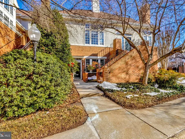 7037 Haycock Rd APT C, Falls Church, VA 22043