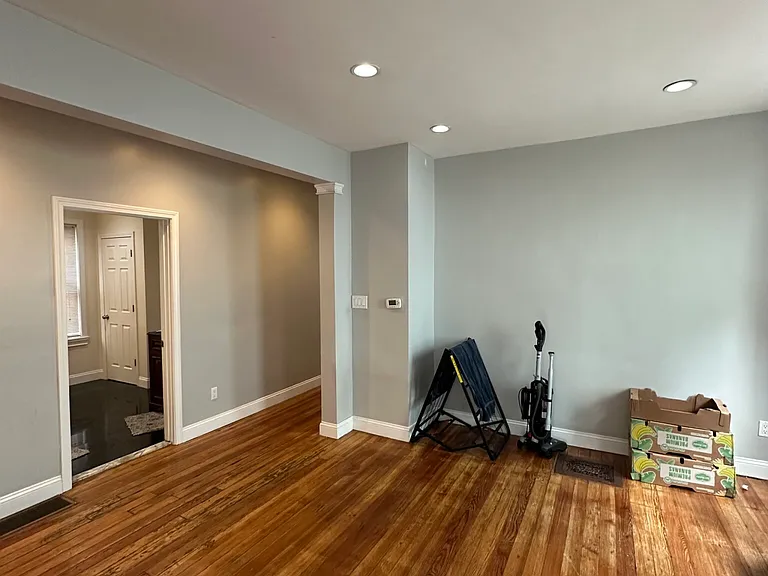 8 Montfern Ave #8 — Photo 10