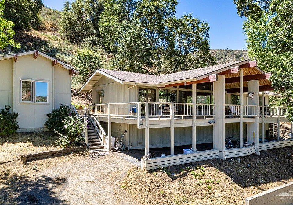1st image of 29901 Skyline Dr