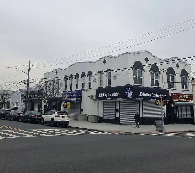 2nd image of 5303 Avenue N
