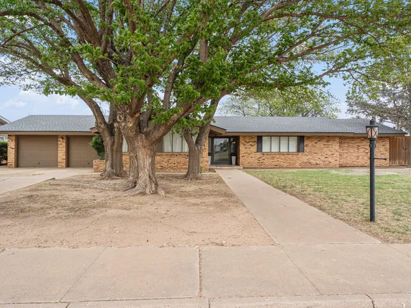 1304 Avenue J, Ralls, TX 79357