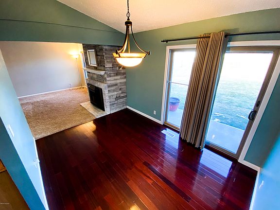 5th image of 1021 Teewinot Cir