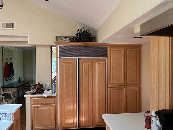 4th image of 4821 King Arthurs Ct