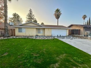 4413 Highland Hills St, Bakersfield, CA 93308