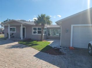 699 140th Ave E, Madeira Beach, FL 33708