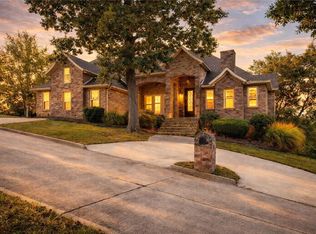 15871 Serenity Point Ln, Rogers, AR 72756