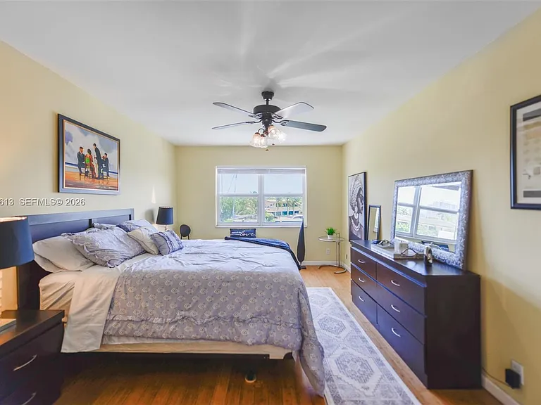401 Golden Isles Dr #312 — Photo 18