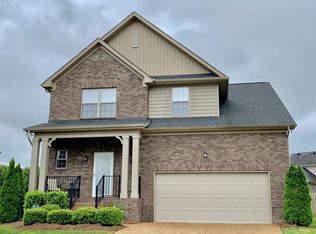 111 Jameson Pl, Hendersonville, TN 37075