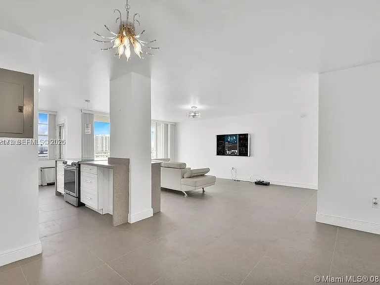18041 Biscayne Blvd #801 — Photo 14