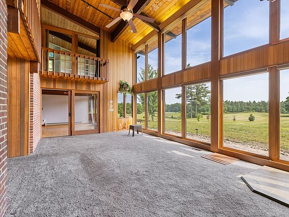 2nd image of 293 NORTH RIVER Road