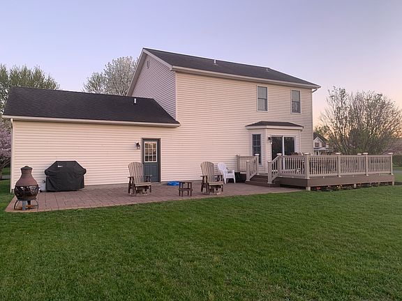 5th image of 22 S Jones Dr
