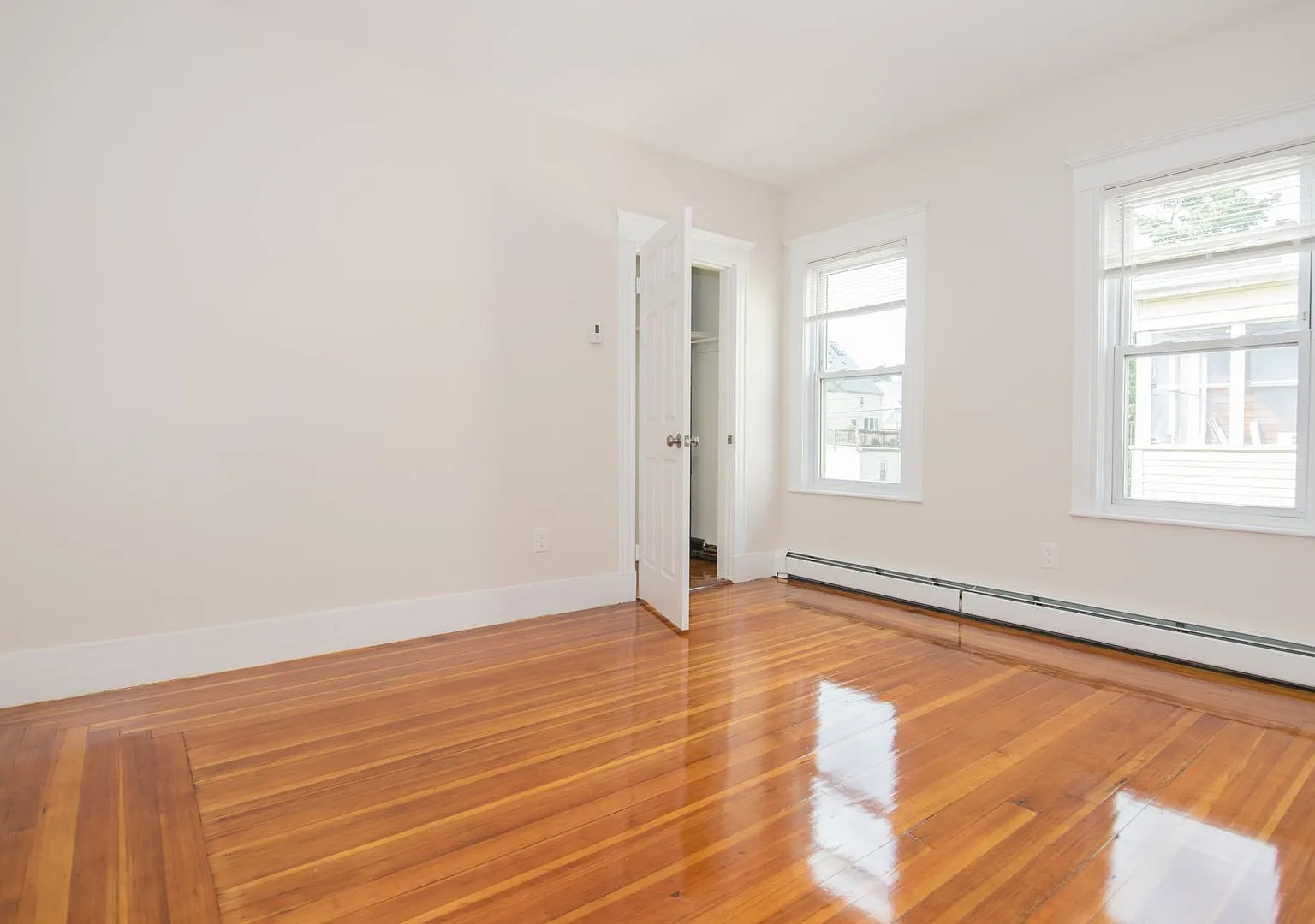 Beautiful and Spacious 4 bed2 bath — Photo 1