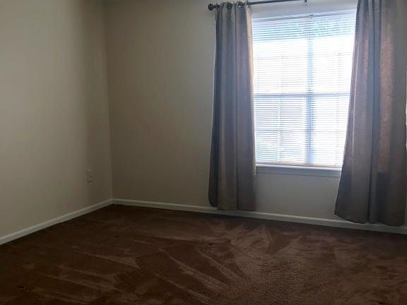 5th image of 5802 Cherokee Dr