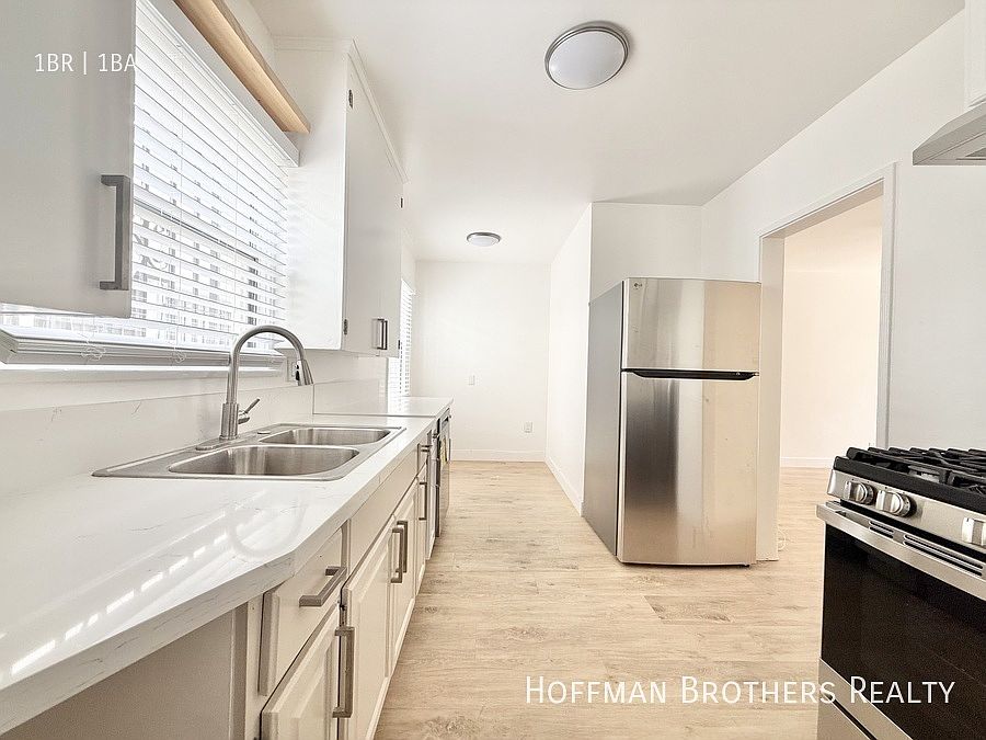 1st image of 3018 9th Ave #3024