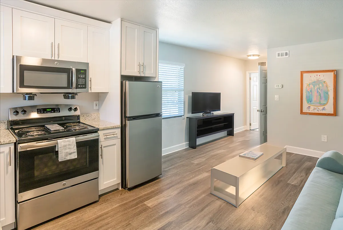 Building Photo - 301 S Gomez Ave #D
