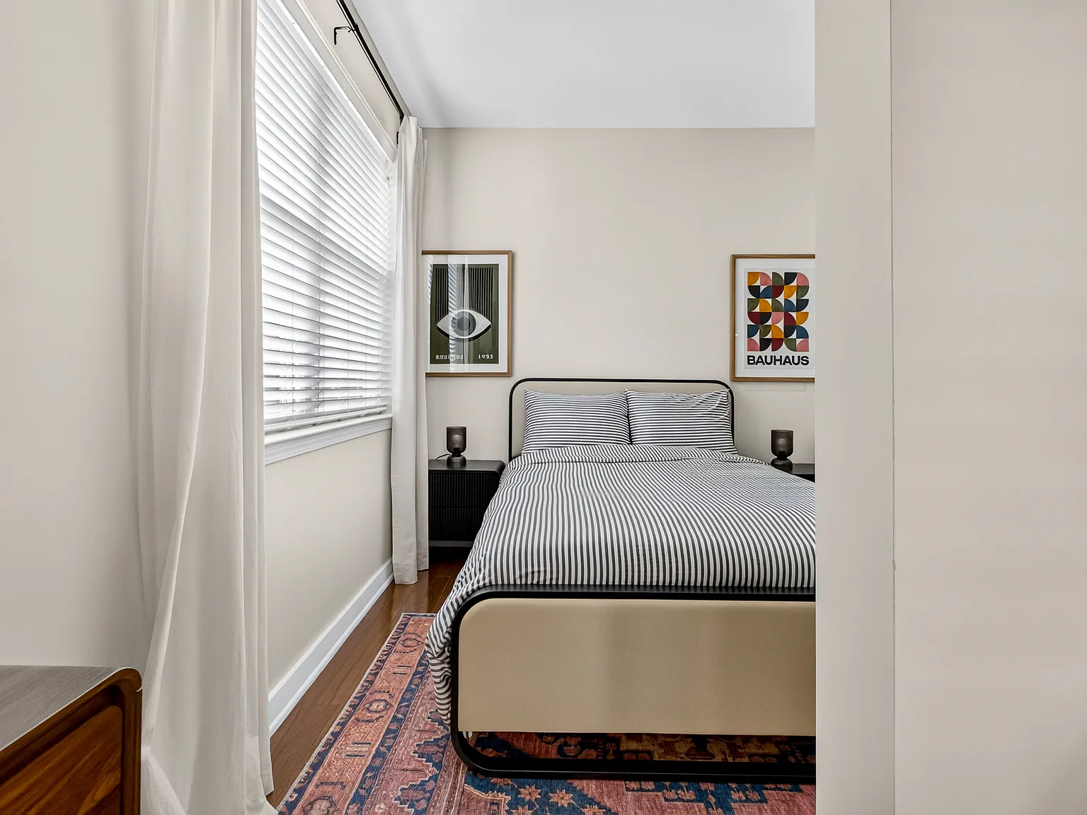 1 bed, 500 sqft, $1,600 — Photo 4