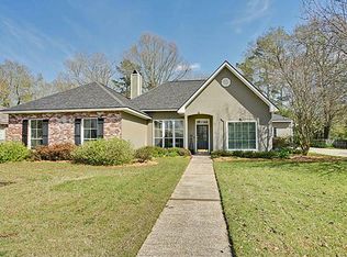 219 Chapelview Ct, Baton Rouge, LA 70815