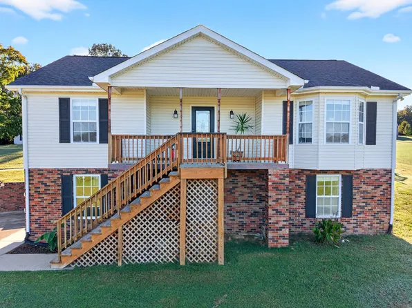 195 Long Rd, Charlotte, TN 37036